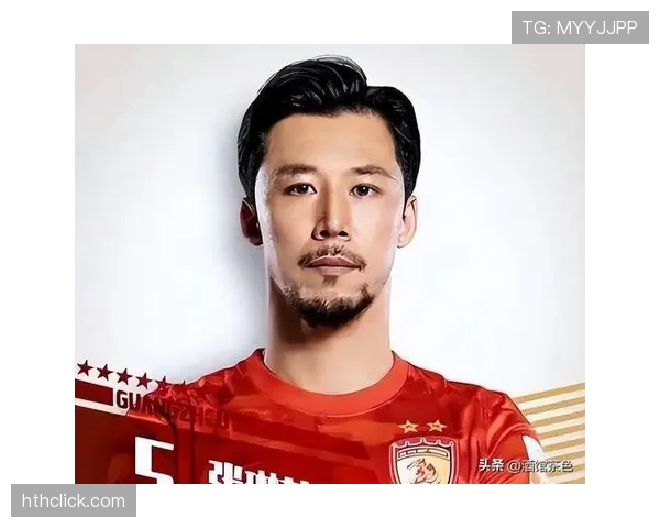 张琳芃这训练完直接拎着蛋白粉去接娃，自律到连狗仔都拍不出花边